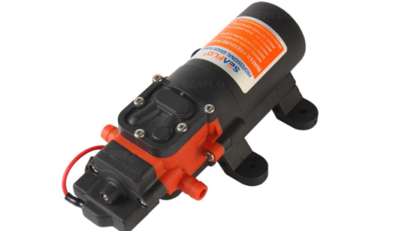 Seaflo Hidrofor Pompası 4.3 lt./dak 12V veya 24V 35 psi